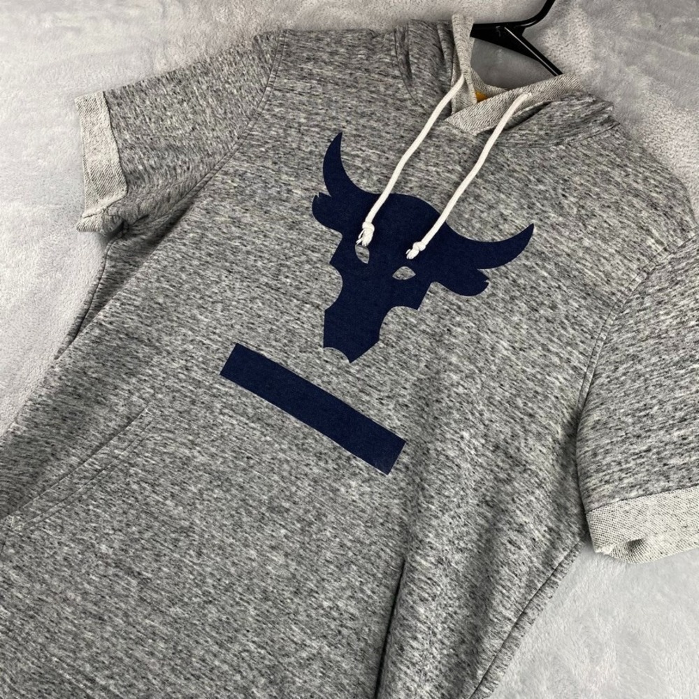 Under Armour Project Rock Hoodie Mens Small Gray Short Sleeve Hooded Sweatshirt
